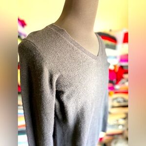 Black Cashmere V-Neck Sweater, Charter Club, L